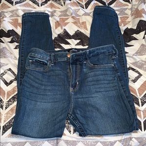 Hollister Super Skinny Jeans
